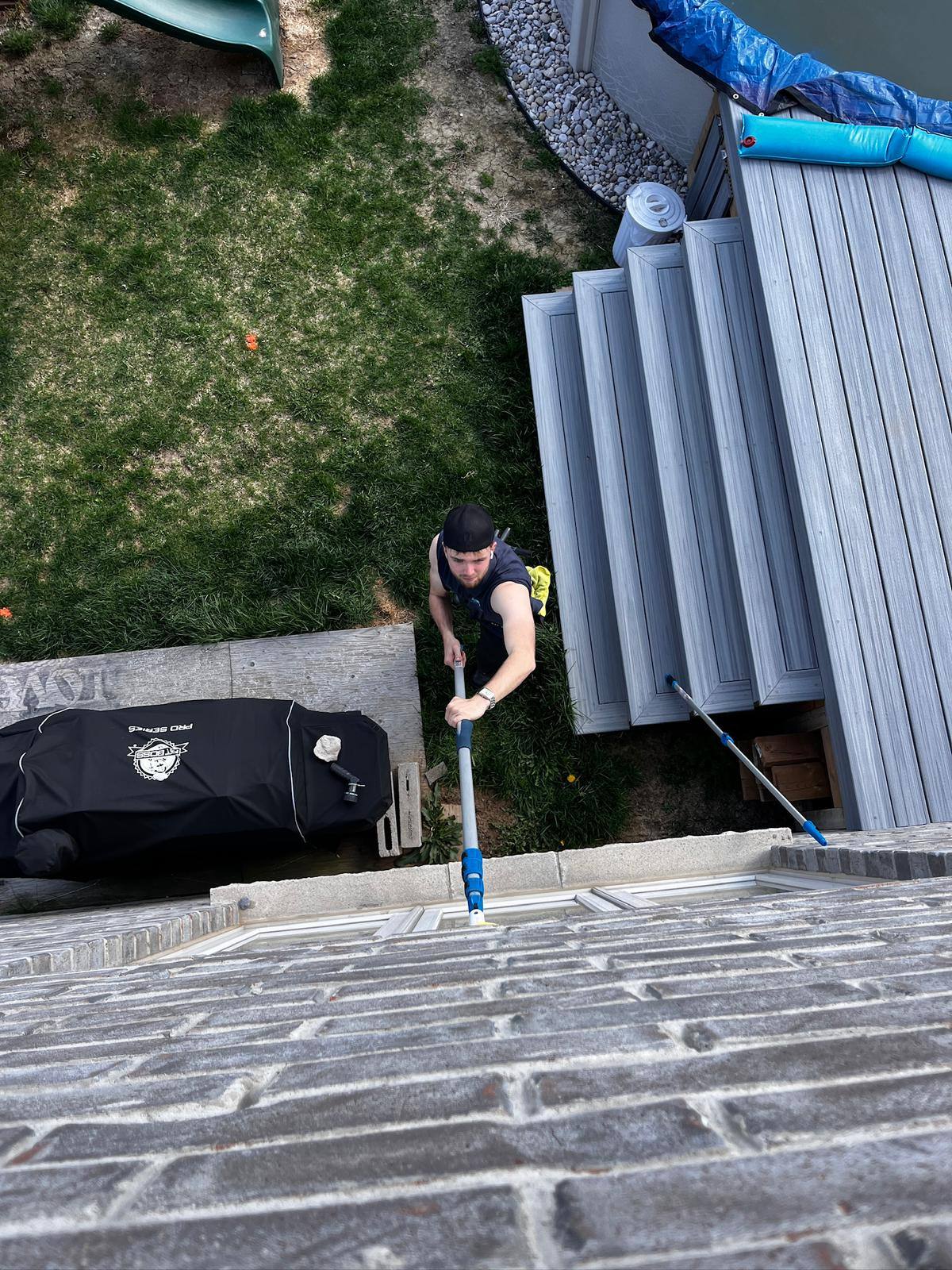 Clearing an eavestrough from the roofline